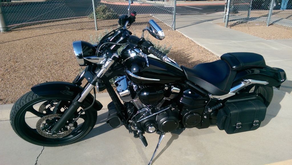 Raider swing arm bag installation